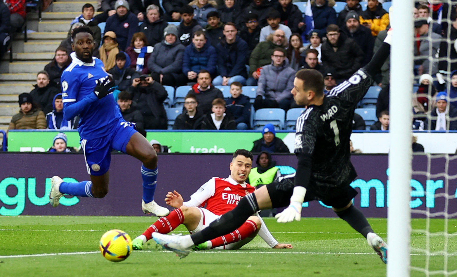 赛场上的不 赛场上的不